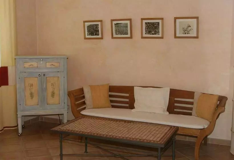 Hotelli Fattoria Nuova Pievanella