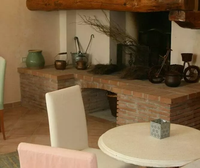 Hotelli Fattoria Nuova Pievanella