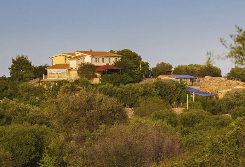 فندق Fattoria Terra E Libertà