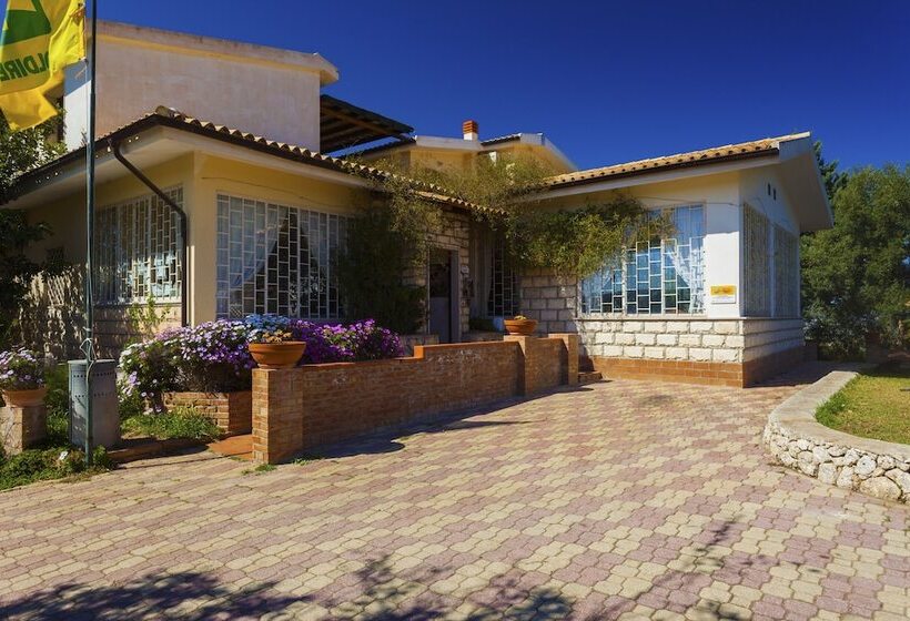 فندق Fattoria Terra E Libertà