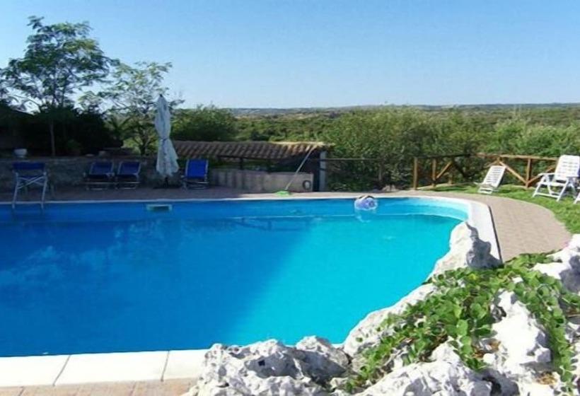 فندق Fattoria Terra E Libertà