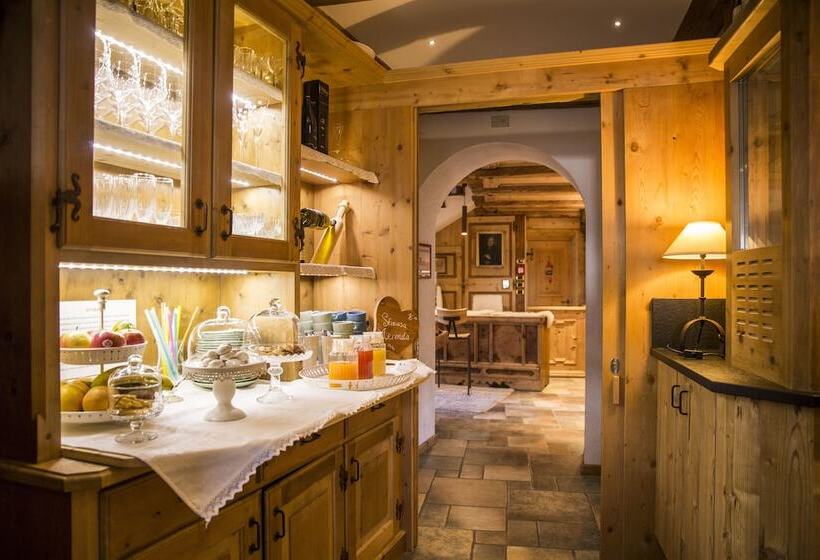 فندق Garnì Laurino