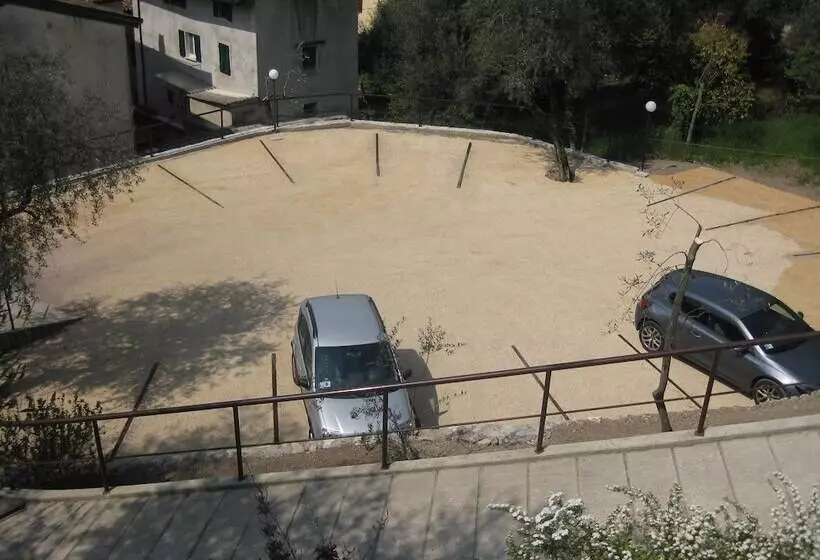 هتل Garni Selene