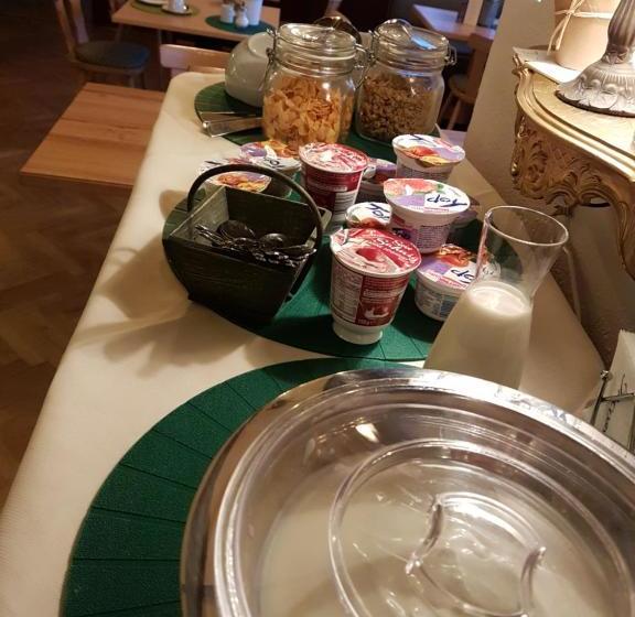 Отель Gästehaus Wilhelmshöhe