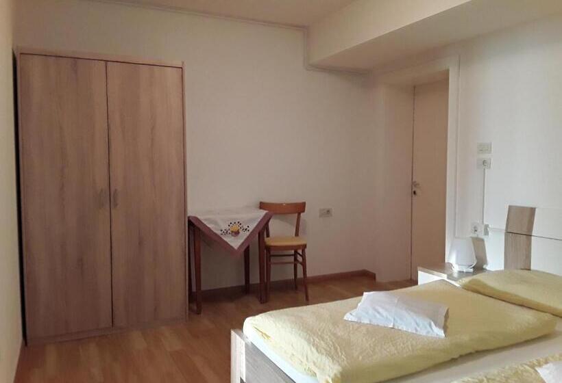 בית מלון כפרי Haselried