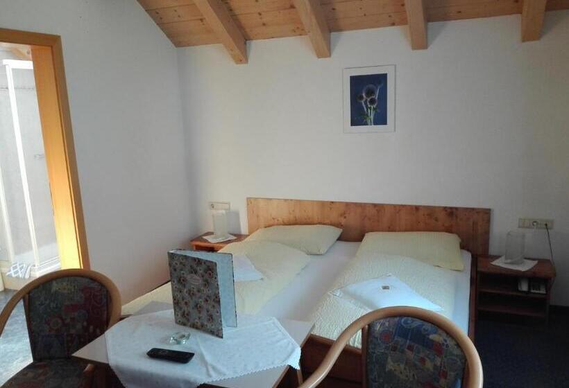 בית מלון כפרי Haselried