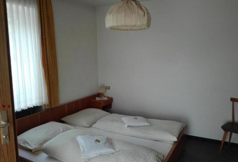 בית מלון כפרי Haselried