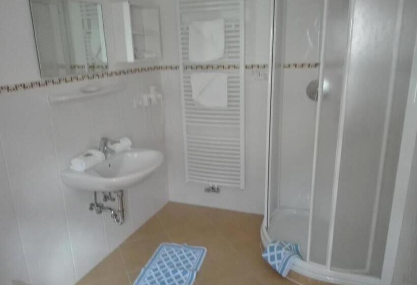 בית מלון כפרי Haselried