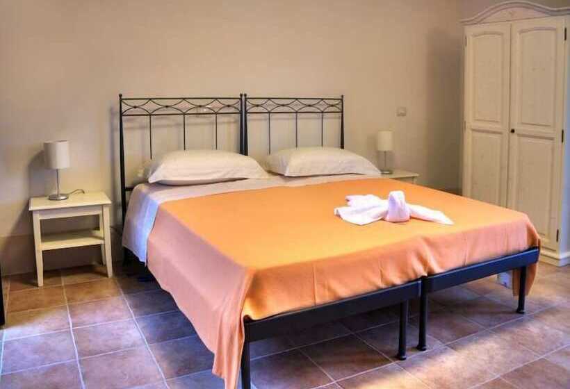 Отель Masseria Li Campi