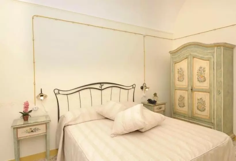 هتل Locanda Degli Dei