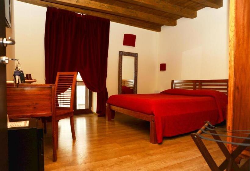 هتل Muro Torto Struttura Sanificata Giornalmente Con Prodotti Conformi Al Decalogo Del Ministero Salut