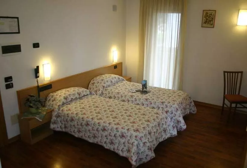 Hotelli Orsa Maggiore