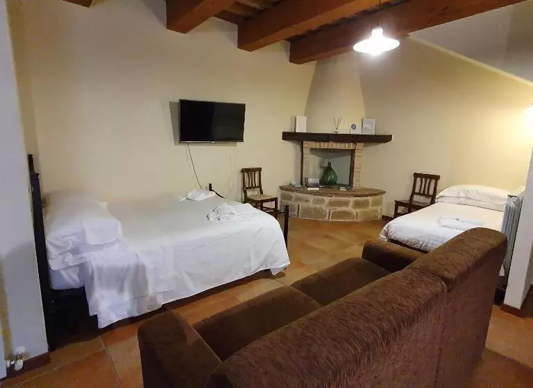 ホテル Pietra Maula Agriturismo