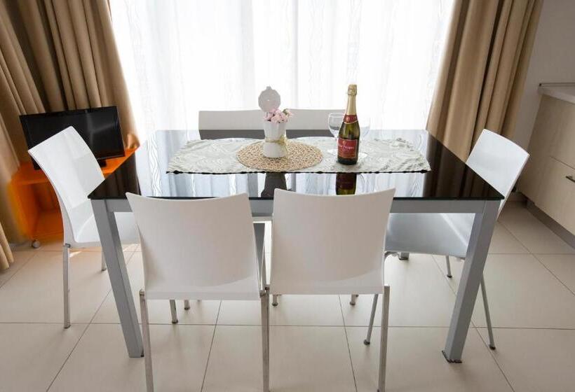 호텔 Residence Aprilia