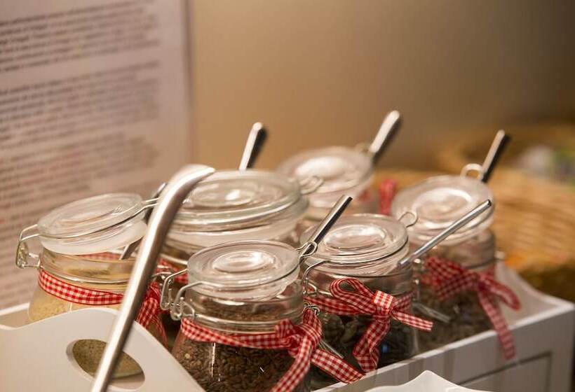 Отель Sassdei My Active Suite