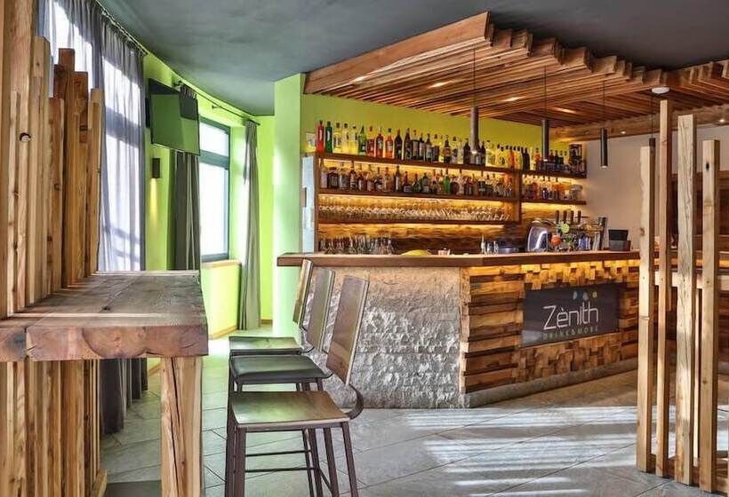 Отель Sassdei My Active Suite