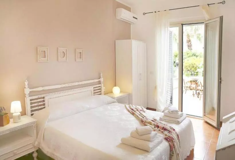 هتل Villa Ortensia