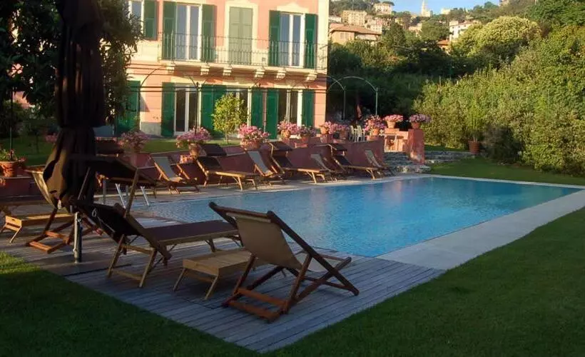 هتل Villa Rosmarino