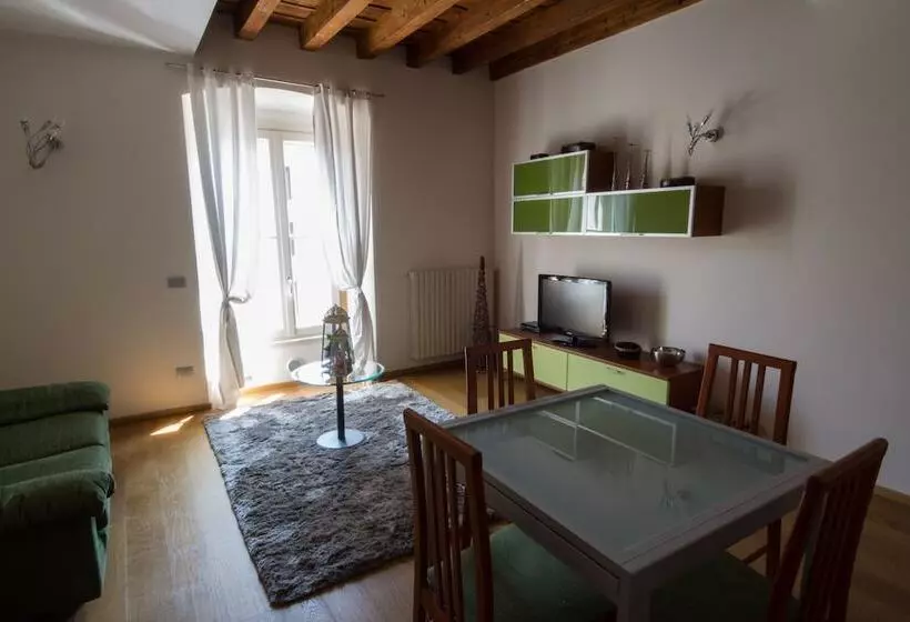 هتل Vip Bergamo Rooms