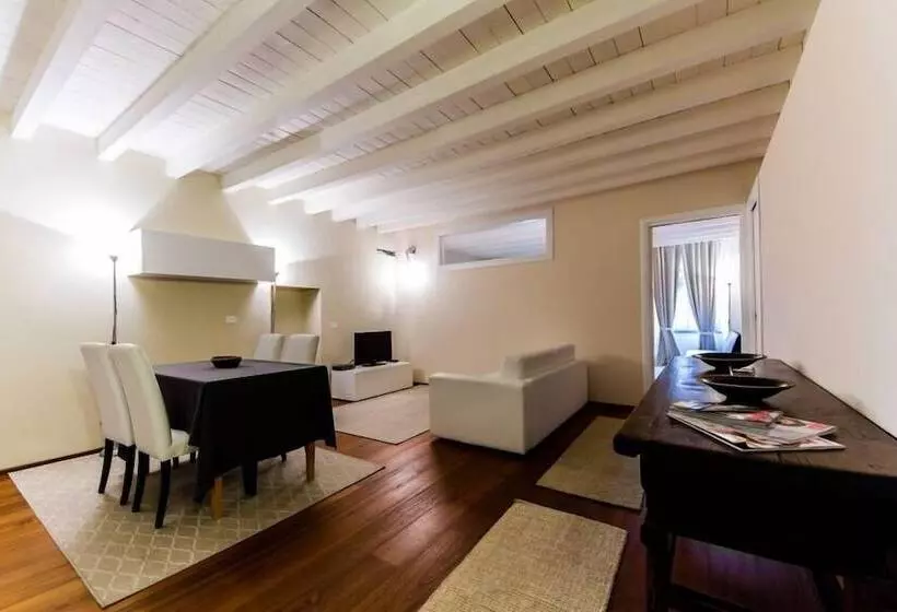 هتل Vip Bergamo Rooms