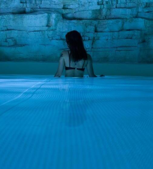 בית מלון כפרי Virginia Resort & Spa   Adults Only