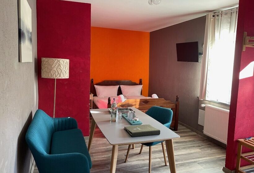 Trattoria & Apartments Casa Da Enzo