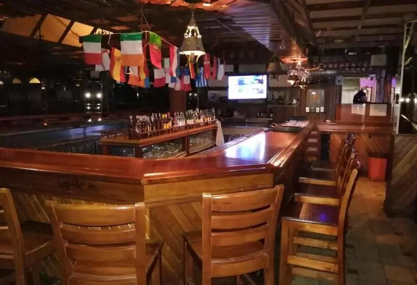 هتل El Arroyo