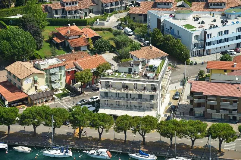 Hotelli Acquadolce