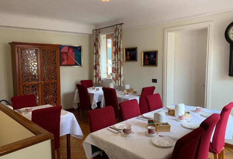 هتل Al Campaniel Bed And Breakfast