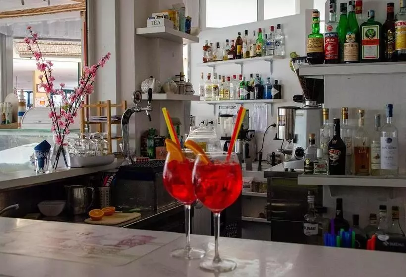 ホテル B&b Everest Bar Ristorantino