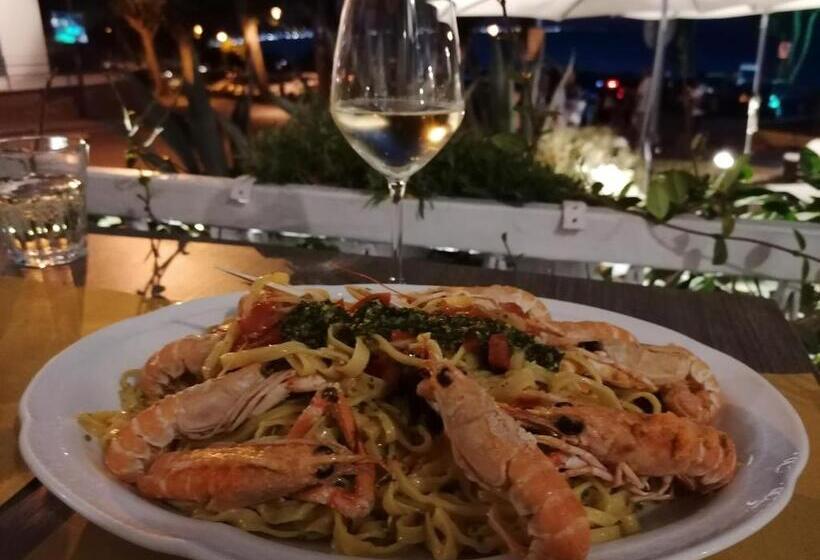 Hotel B&b Everest Bar Ristorantino