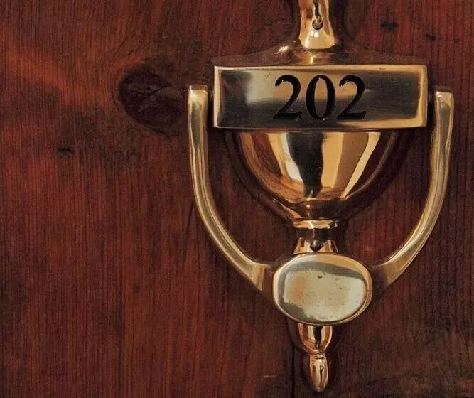 هتل B&b Piazza Del Popolo