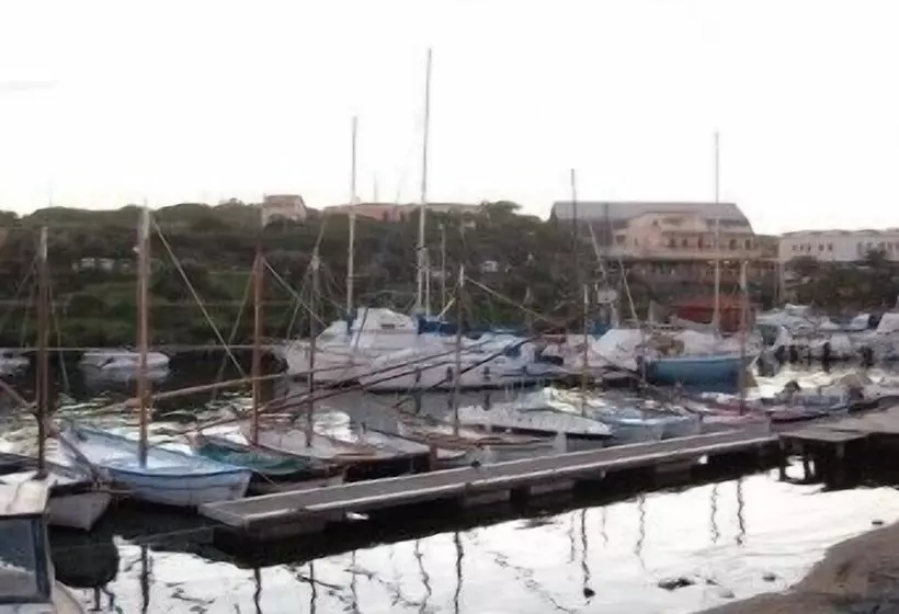 Hotelli B&b Sul Porto