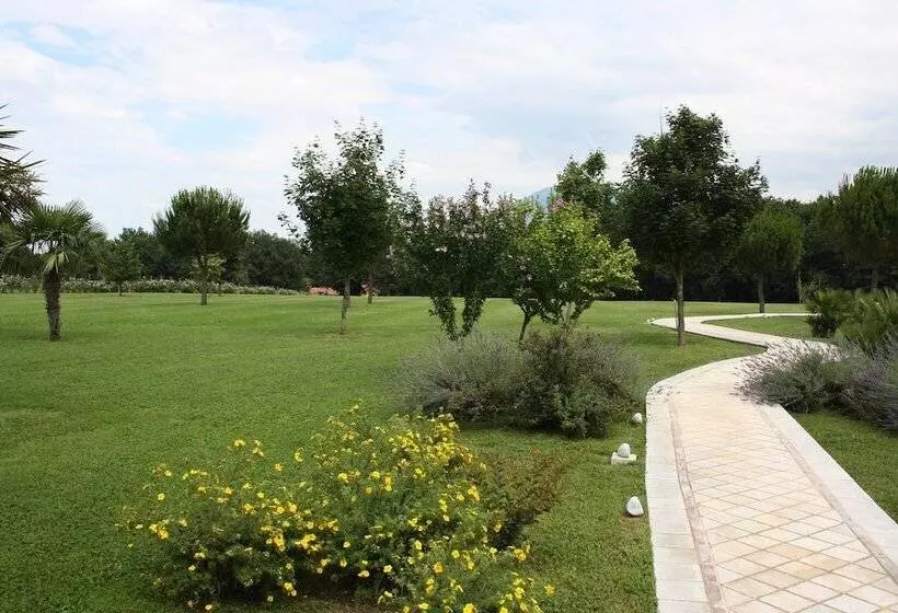 Hotelli Casale San Germano