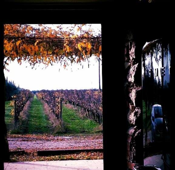 בית מלון כפרי Dimora Buglioni Wine Relais