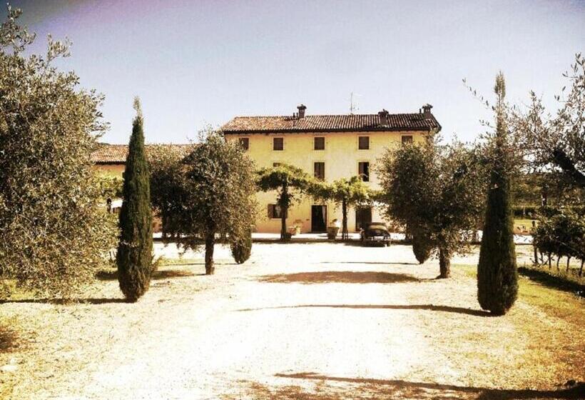 בית מלון כפרי Dimora Buglioni Wine Relais