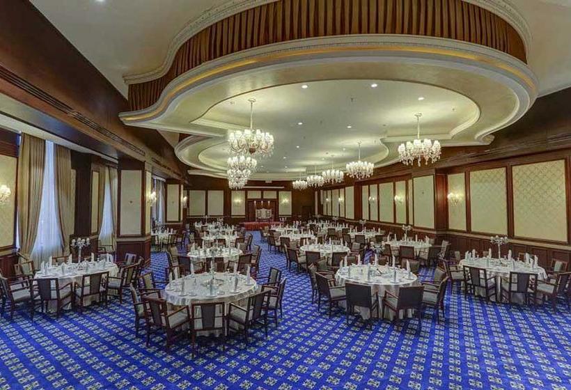 هتل Espinas Palace