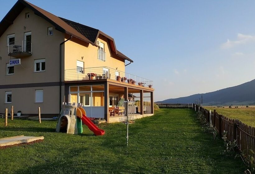 Отель House Delic