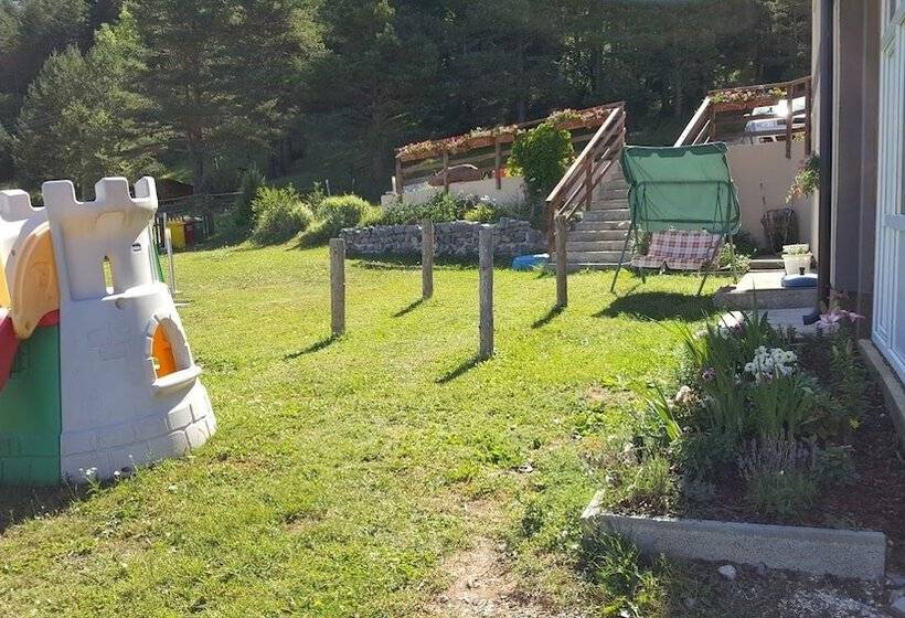 Отель House Delic