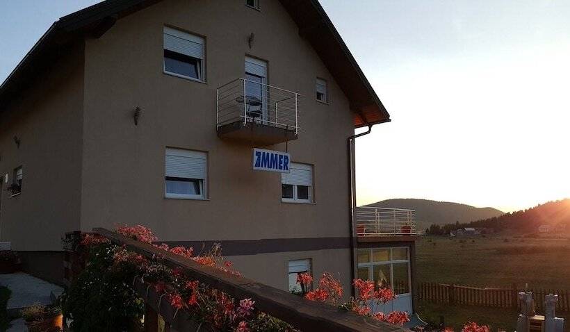 Отель House Delic