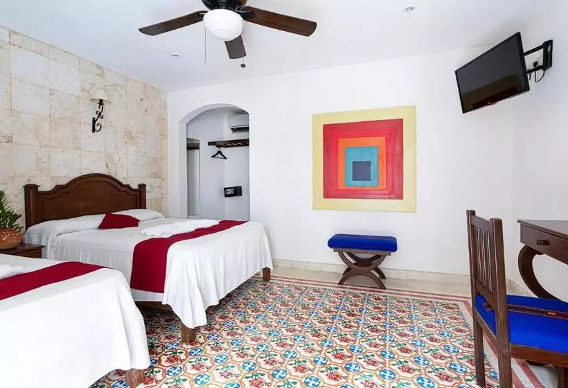 La Aurora Hotel Colonial