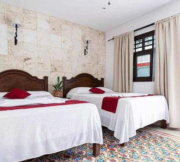 La Aurora Hotel Colonial