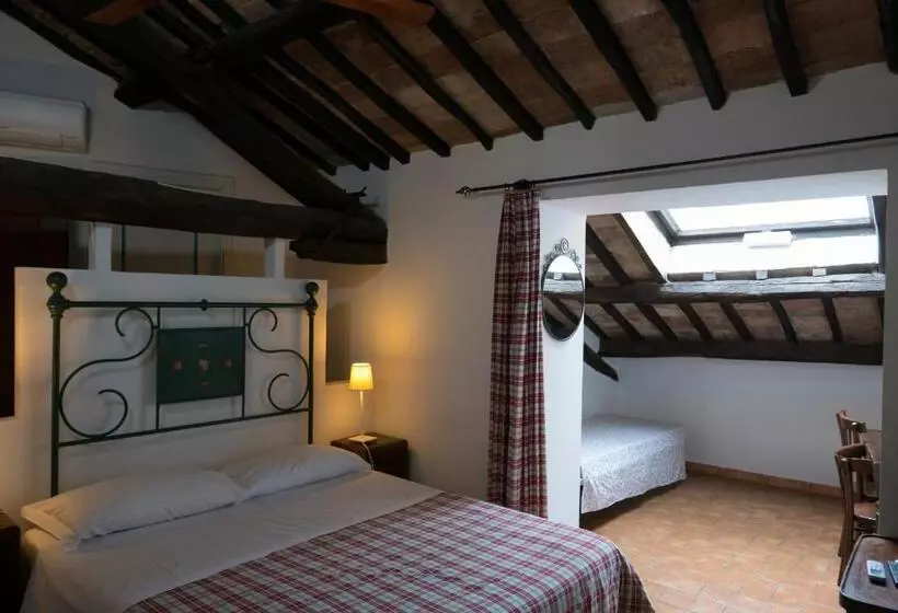 ホテル La Soffitta E La Torre
