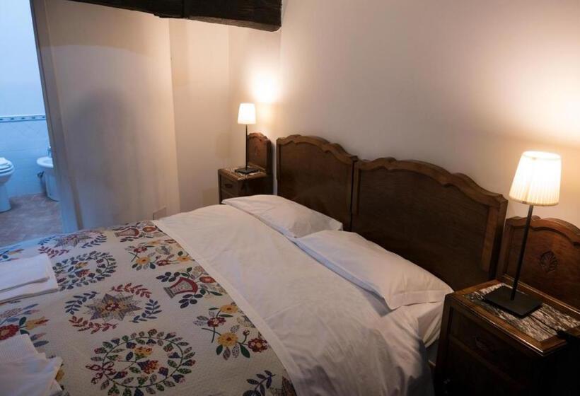 هتل La Soffitta E La Torre