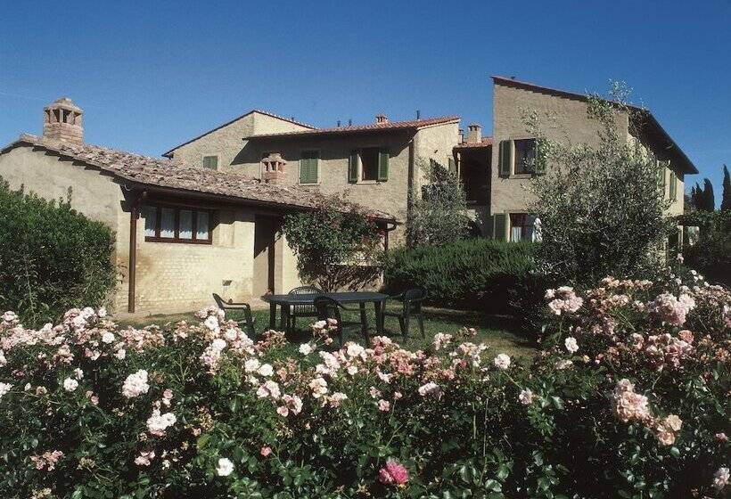 ホテル Podere Il Pino