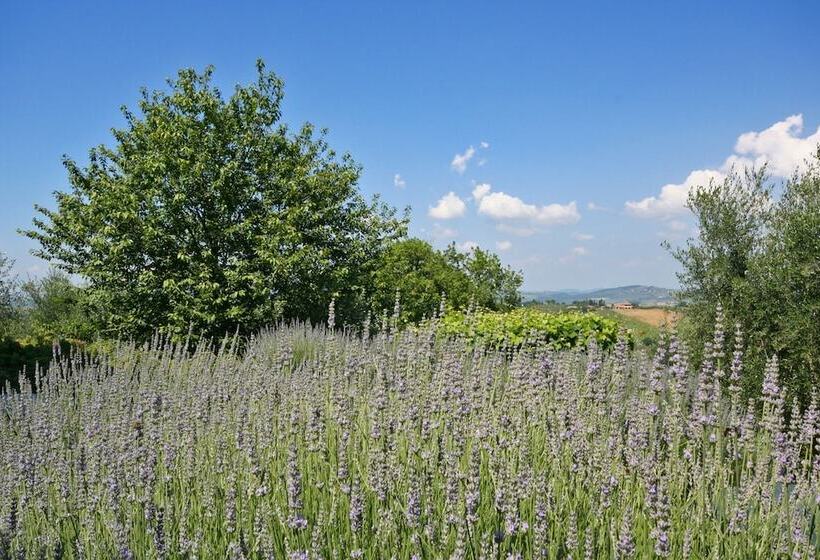 ホテル Podere Il Pino