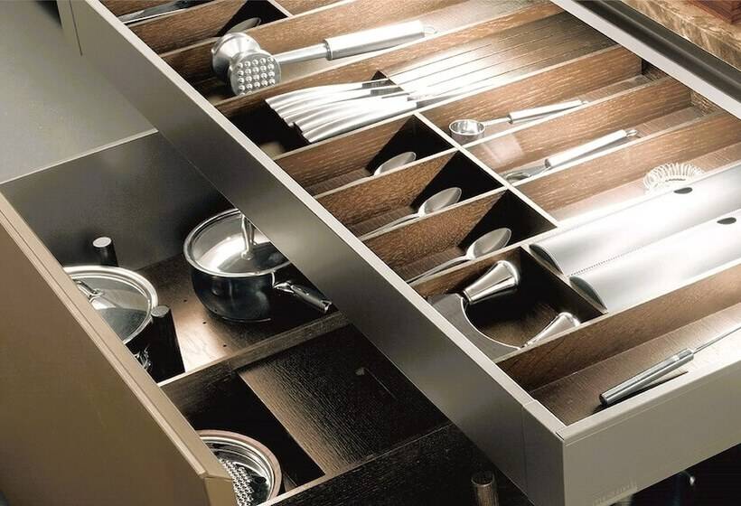 Отель Refresh Boutique Apartments