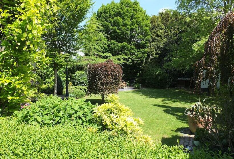 ホテル Restaurant Roerdalen