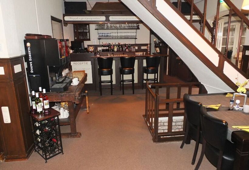 ホテル Restaurant Roerdalen