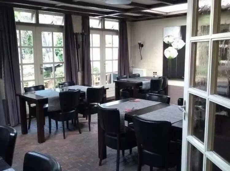 ホテル Restaurant Roerdalen